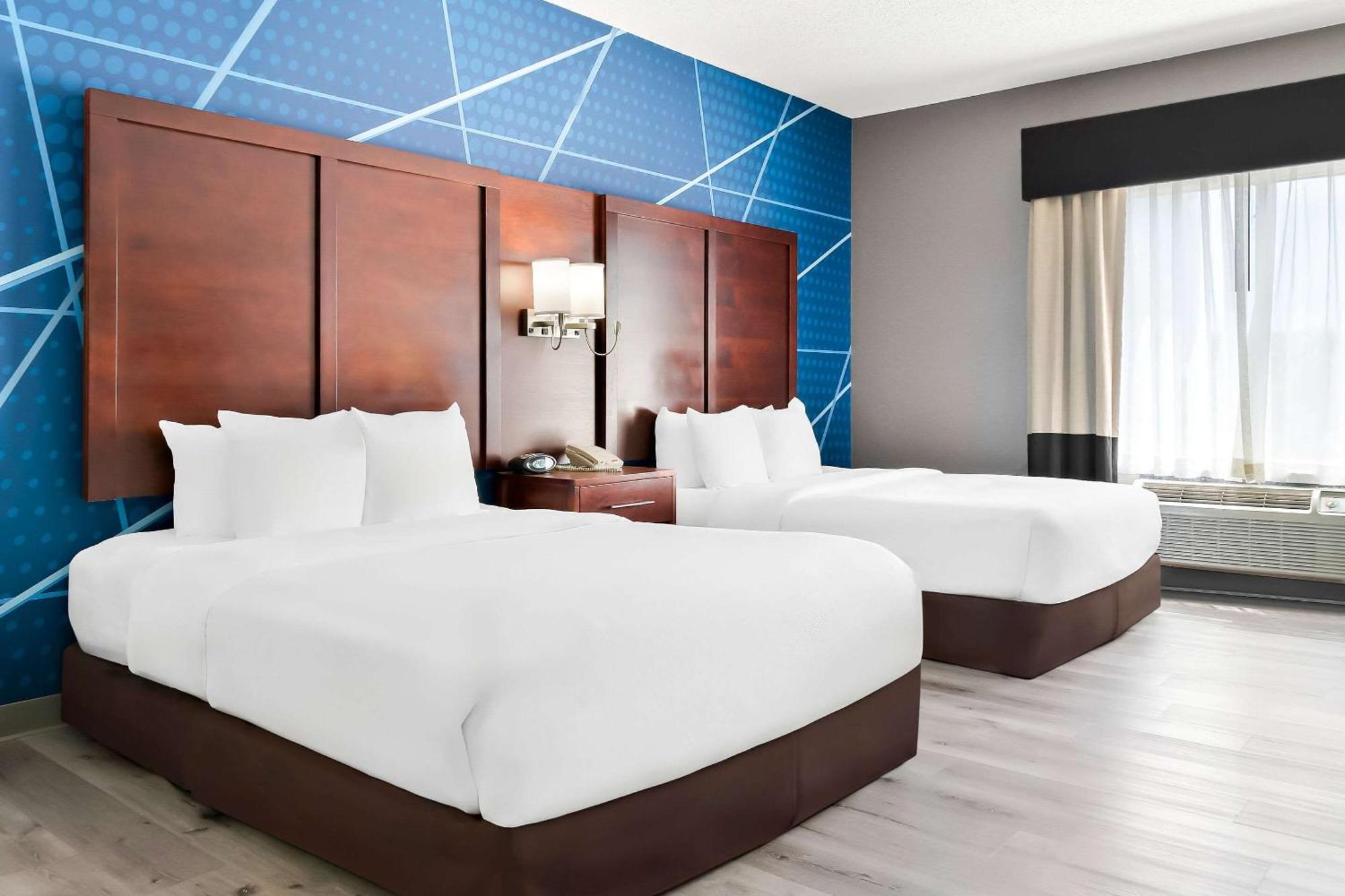 Comfort Suites Southfield-Detroit Εξωτερικό φωτογραφία