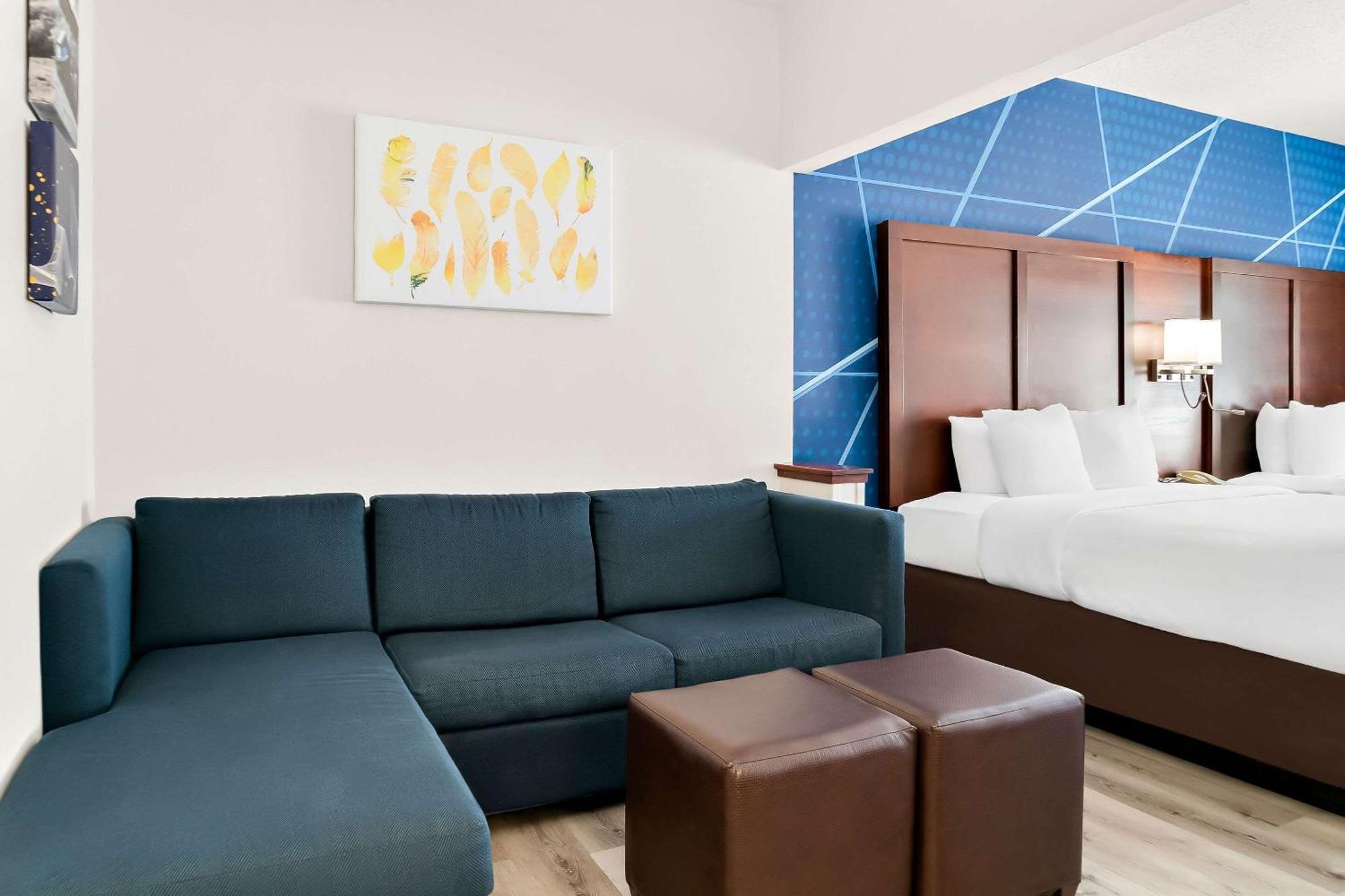 Comfort Suites Southfield-Detroit Εξωτερικό φωτογραφία